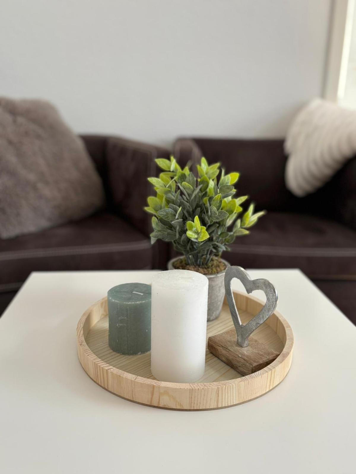 Malerische Maisonettewohnung Mit Zwei Balkonen Plauen Esterno foto